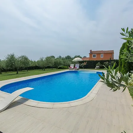 Rosa * Nova Vas (Porec)