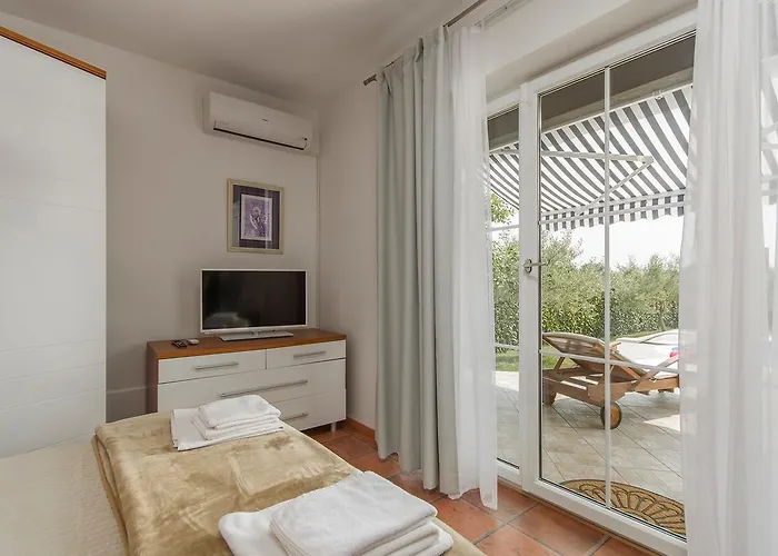 Rosa * Nova Vas (Porec)